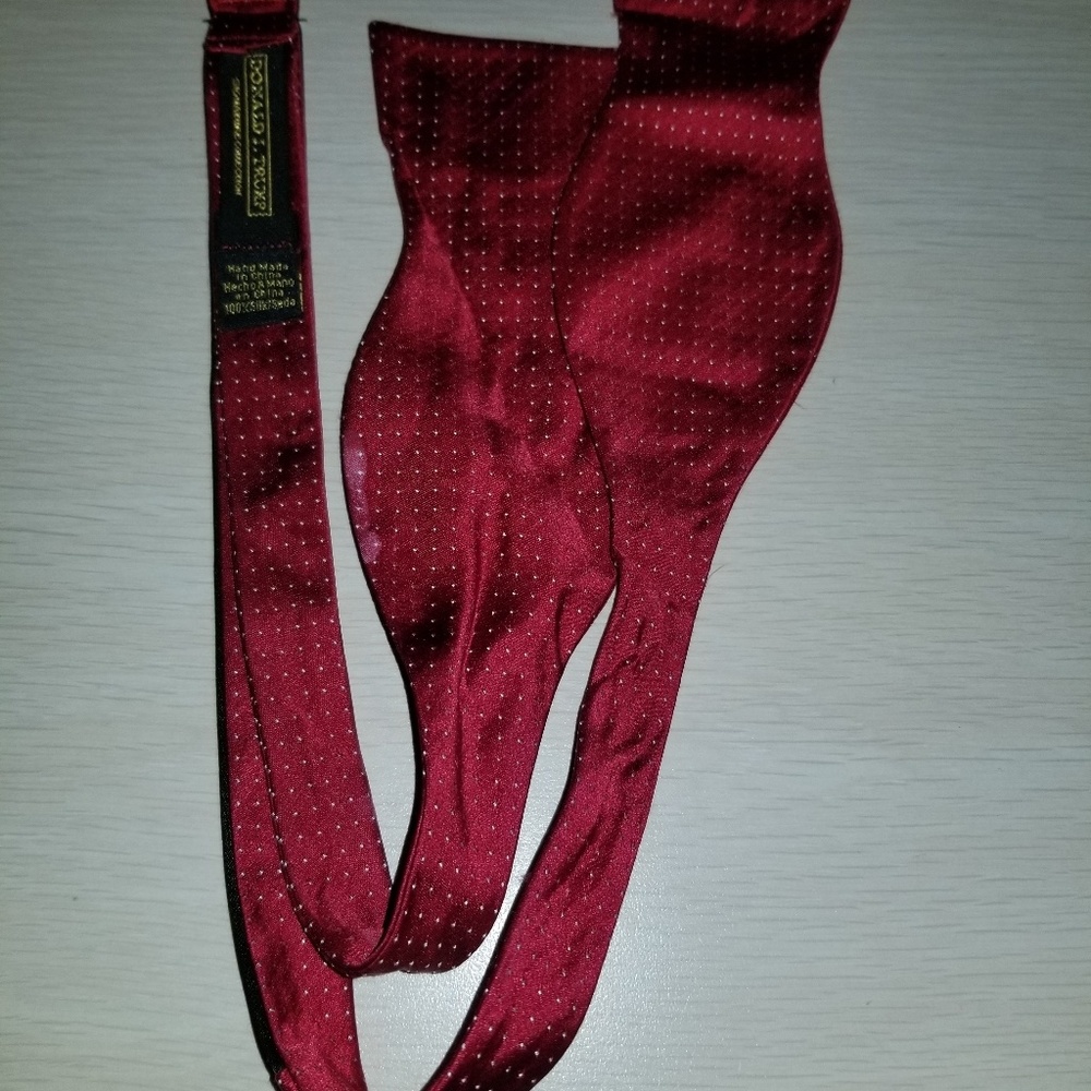 Donald Trump Bowtie silk red